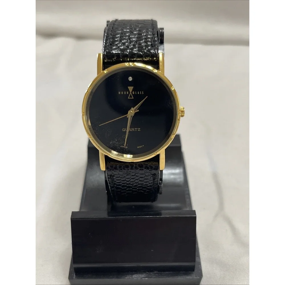 New Vintage Hourglass Quartz Watch. Made In Japan. Leather Band. Needs Battery!